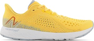Żółte buty sportowe New Balance w sportowym stylu sznurowane