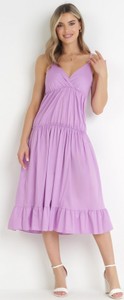 Fioletowa sukienka born2be z tkaniny midi z dekoltem w kształcie litery v