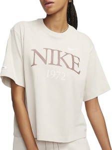 T-shirt Nike z bawełny w stylu klasycznym z krótkim rękawem