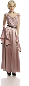 Różowa sukienka Fokus z dekoltem w kształcie litery v bez rękawów