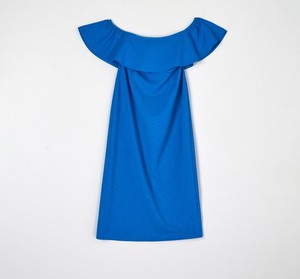 Niebieska sukienka Sinsay hiszpanka midi z odkrytymi ramionami