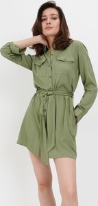 Zielona sukienka Sinsay koszulowa z długim rękawem z kołnierzykiem