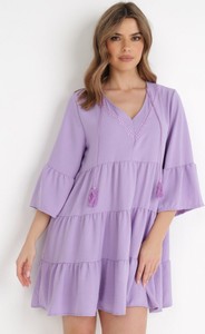 Fioletowa sukienka born2be trapezowa z dekoltem w kształcie litery v