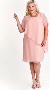 Różowa sukienka Fokus midi