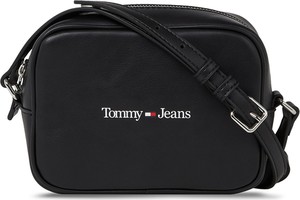 Czarna torebka Tommy Jeans w młodzieżowym stylu