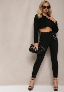 Czarne jeansy Renee w street stylu