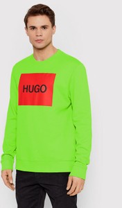 Zielona bluza Hugo Boss w młodzieżowym stylu