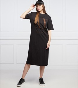 Czarna sukienka Armani Exchange z okrągłym dekoltem z długim rękawem w stylu casual