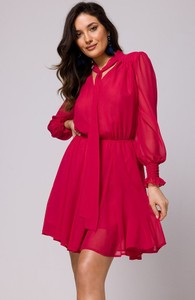 Różowa sukienka Makover mini z długim rękawem w stylu casual