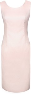 Różowa sukienka Fokus midi ołówkowa w stylu klasycznym