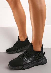 Buty sportowe born2be sznurowane w sportowym stylu z płaską podeszwą
