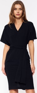 Czarna sukienka Nife mini z dekoltem w kształcie litery v z krótkim rękawem