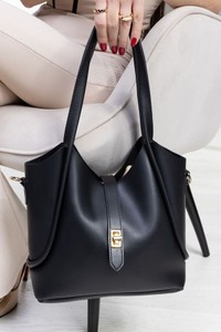 Czarna torebka IVET duża matowa w stylu glamour