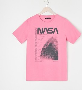 Różowy t-shirt Sinsay z okrągłym dekoltem w młodzieżowym stylu z krótkim rękawem