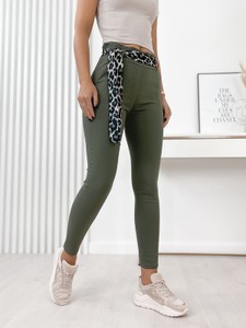 SusyMix Spodnie z pi\u0119cioma kieszeniami khaki W stylu casual Moda Spodnie Spodnie z pięcioma kieszeniami 