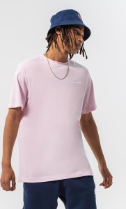 Różowy t-shirt Nike w sportowym stylu z krótkim rękawem