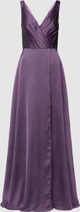 Fioletowa sukienka Luxuar Fashion z dekoltem w kształcie litery v