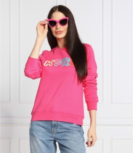 Różowa bluza Karl Lagerfeld w młodzieżowym stylu
