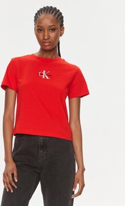 Czerwony t-shirt Calvin Klein z krótkim rękawem z okrągłym dekoltem w stylu casual