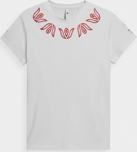T-shirt 4F w młodzieżowym stylu z okrągłym dekoltem