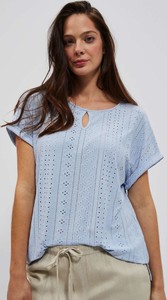 Niebieska bluzka Moodo.pl z krótkim rękawem w stylu casual z okrągłym dekoltem