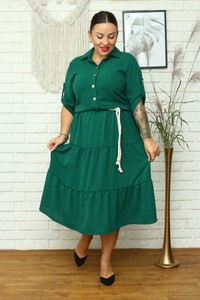 Zielona sukienka KARKO z długim rękawem dla puszystych w stylu boho