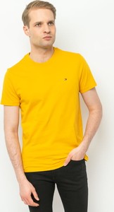 Żółty t-shirt Tommy Hilfiger w stylu casual z krótkim rękawem