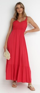 Czerwona sukienka born2be z tkaniny na ramiączkach z dekoltem w kształcie litery v