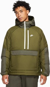 Zielona kurtka Nike w sportowym stylu krótka z dzianiny