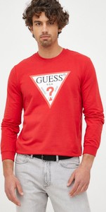 Czerwona bluza Guess w młodzieżowym stylu z nadrukiem