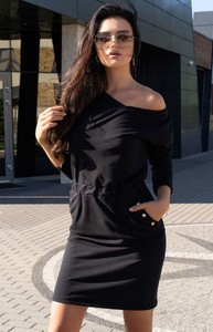 Czarna sukienka MERRIBEL w stylu casual mini