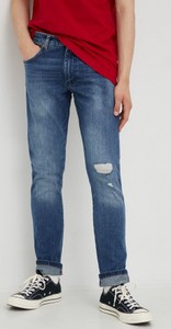 Niebieskie jeansy Wrangler w młodzieżowym stylu