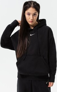 Czarna bluza Nike w sportowym stylu z kapturem