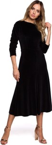 Czarna sukienka MOE midi z okrągłym dekoltem z długim rękawem