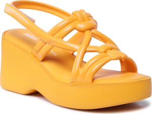 Żółte sandały Melissa