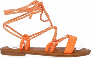 Pomarańczowe sandały Givana w stylu casual z klamrami z zamszu