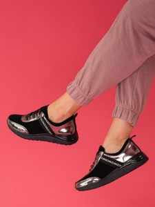 Buty sportowe Czasnabuty z płaską podeszwą w sportowym stylu sznurowane