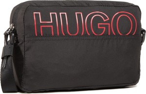 Czarna torebka Hugo Boss na ramię