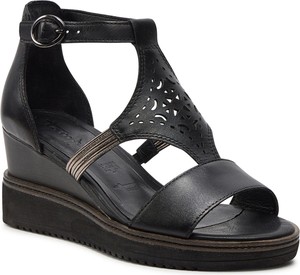Czarne sandały Tamaris na koturnie w stylu casual