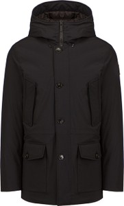 Czarna kurtka Woolrich w stylu klasycznym długa