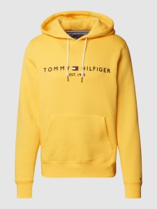 Żółta bluza Tommy Hilfiger w młodzieżowym stylu