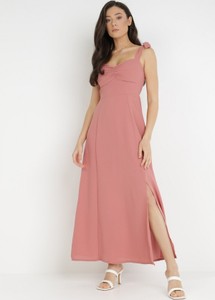 Różowa sukienka born2be z tkaniny z dekoltem w kształcie litery v