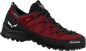 Czerwone buty trekkingowe Salewa z płaską podeszwą z goretexu