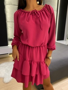 Różowa sukienka ModnaKiecka.pl w stylu casual mini
