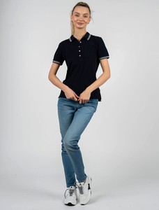 Czarna bluzka ubierzsie.com z bawełny w stylu klasycznym