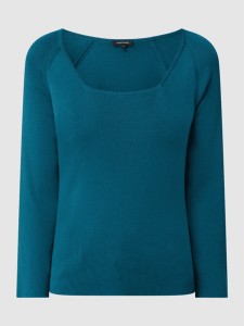 Niebieski sweter More & More