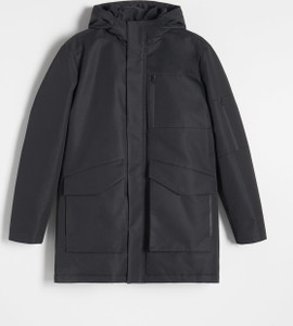 Czarna kurtka Reserved w stylu casual długa