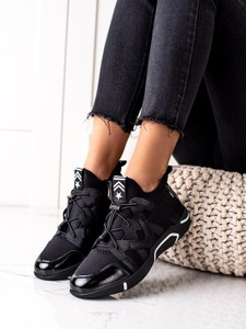 Czarne buty sportowe Czasnabuty w sportowym stylu sznurowane