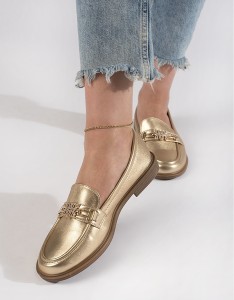 Złote buty Shelvt z płaską podeszwą