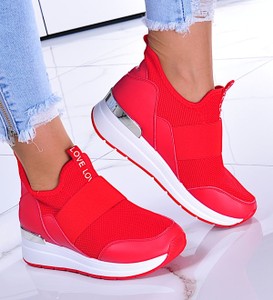 Czerwone buty sportowe Marka Niezdefiniowana w sportowym stylu sznurowane